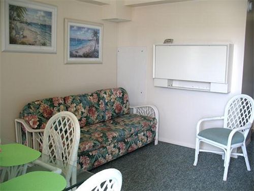 Motel Paradise Oceanfront Of 2*